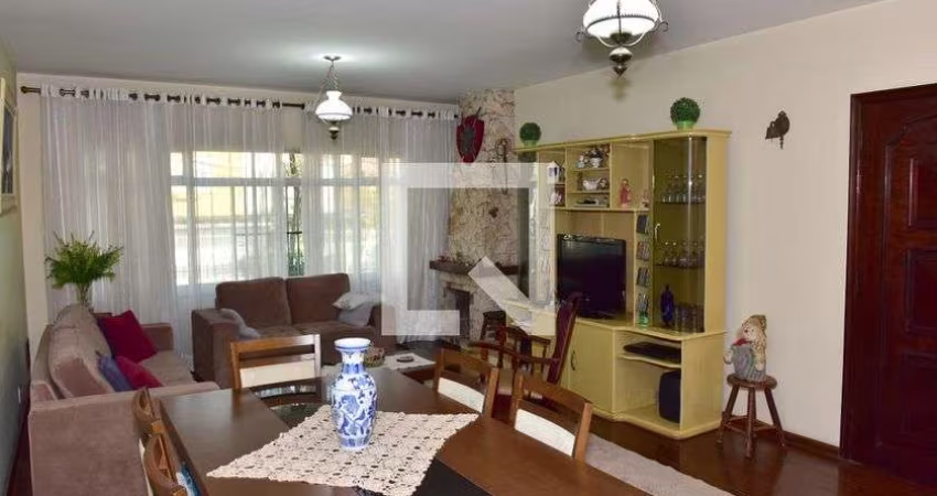 Casa à Venda - Jardim Marajoara , 3 Quartos,  180 m2