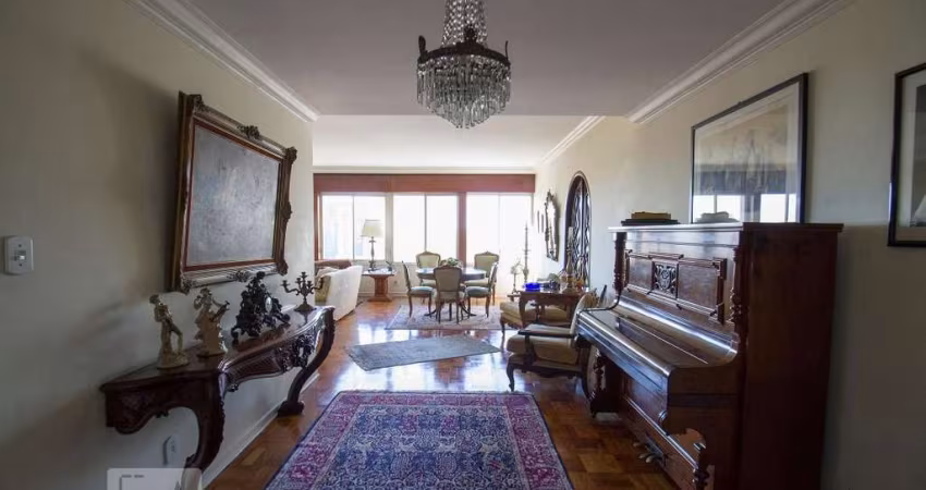 Apartamento à Venda - Bela Vista, 3 Quartos,  215 m2