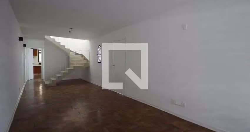 Casa com 3 quartos à venda na Rua Padre Cerda, 56, Vila Madalena, São Paulo