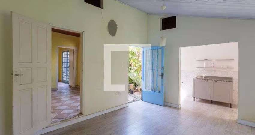 Casa à Venda - Moema, 2 Quartos,  130 m2