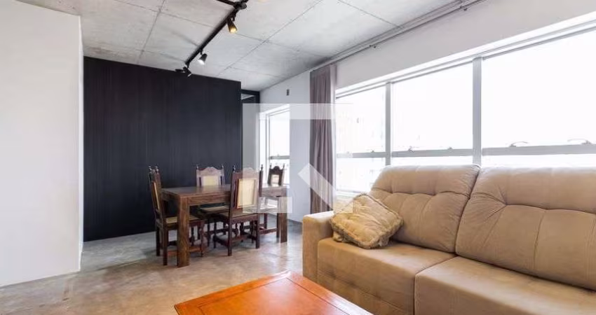 Apartamento à Venda - Vila Olímpia, 1 Quarto,  74 m2