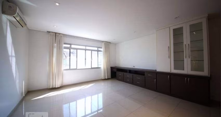 Casa à Venda - Campo Belo, 3 Quartos,  230 m2