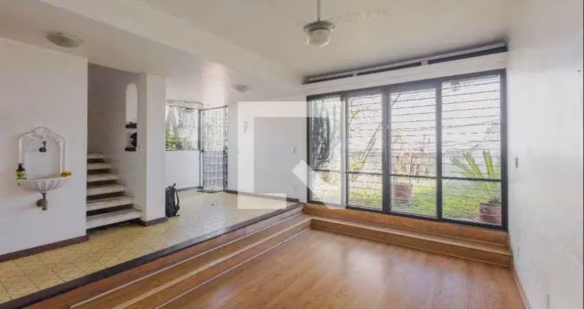 Casa com 3 quartos à venda na Rua Nazaré Paulista, 377, Vila Madalena, São Paulo