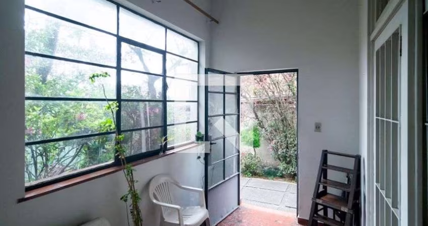 Casa à Venda - Campo Belo, 3 Quartos,  500 m2