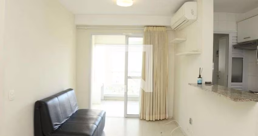 Apartamento à Venda - Bela Vista, 2 Quartos,  67 m2