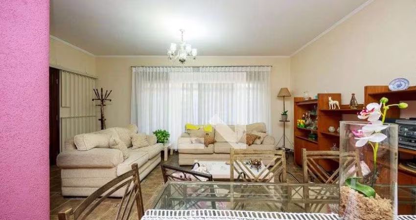 Casa à Venda - Campo Belo, 3 Quartos,  250 m2