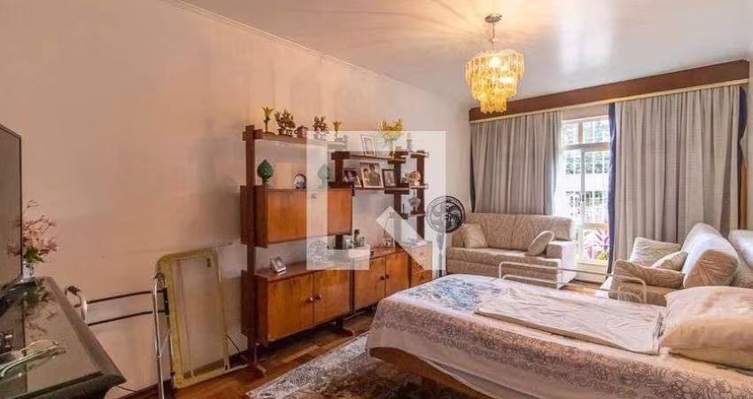 Casa à Venda - Alto de Pinheiros, 3 Quartos,  178 m2