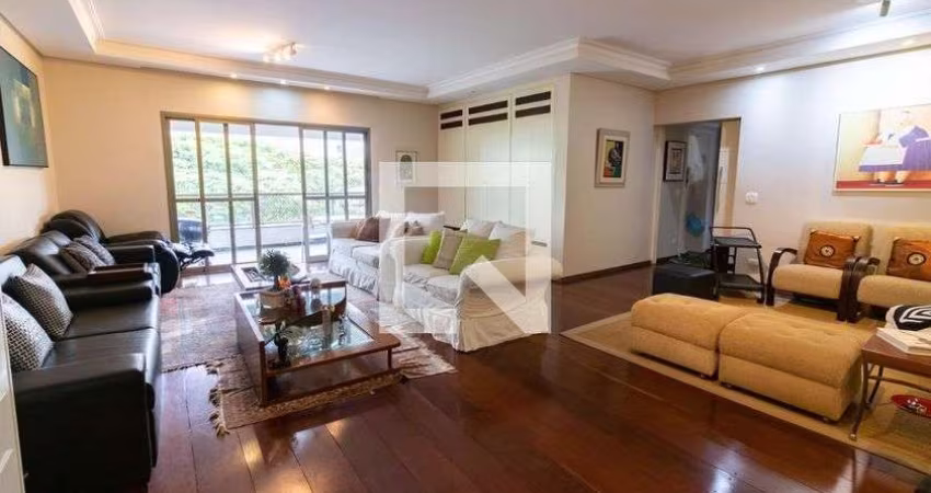 Apartamento à Venda - Campo Belo, 3 Quartos,  317 m2