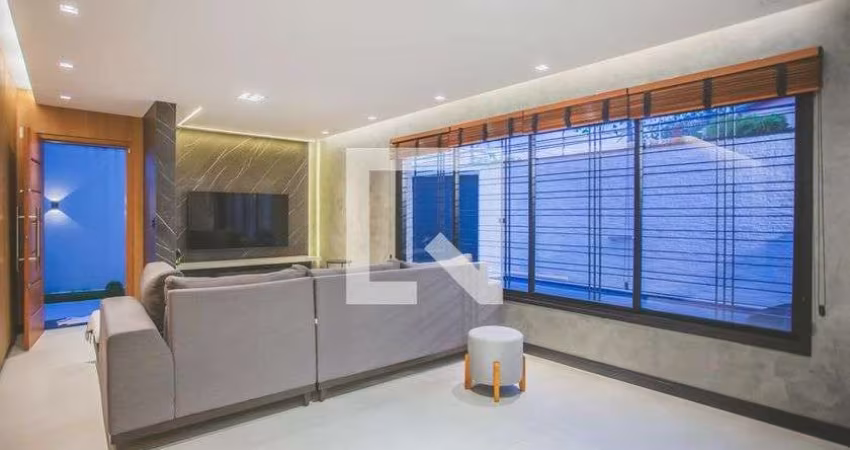 Casa à Venda - Planalto Paulista, 4 Quartos,  200 m2