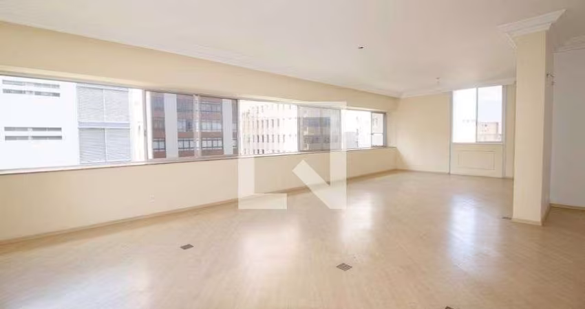 Apartamento à Venda - Jardim Paulista, 3 Quartos,  226 m2