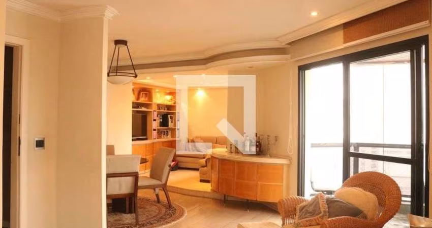 Apartamento à Venda - Vila Pompéia, 3 Quartos,  146 m2