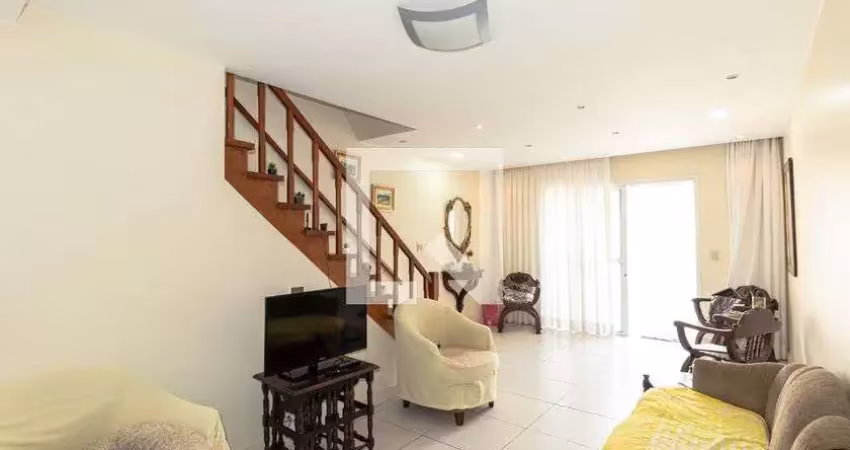 Casa à Venda - Vila Olímpia, 2 Quartos,  120 m2