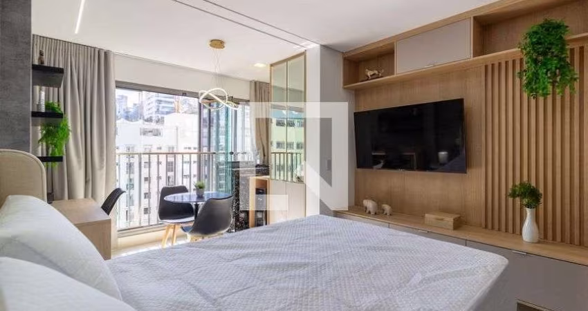 Apartamento à Venda - Paraíso, 1 Quarto,  28 m2