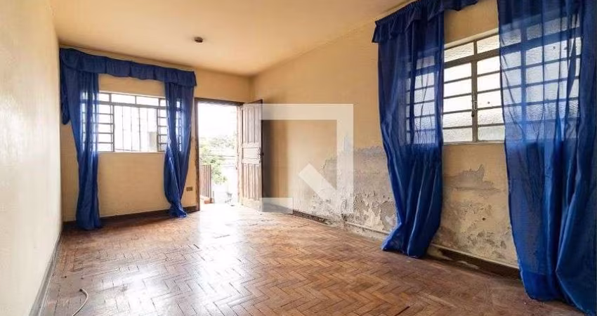 Casa à Venda - Bosque da Saúde, 2 Quartos,  135 m2
