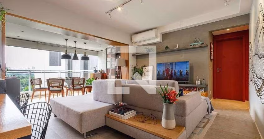 Apartamento à Venda - Pinheiros, 2 Quartos,  85 m2