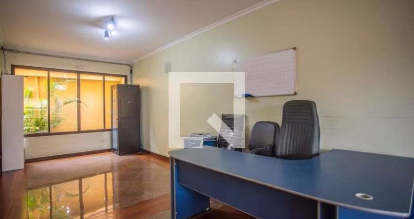 Casa à Venda - Planalto Paulista, 4 Quartos,  275 m2