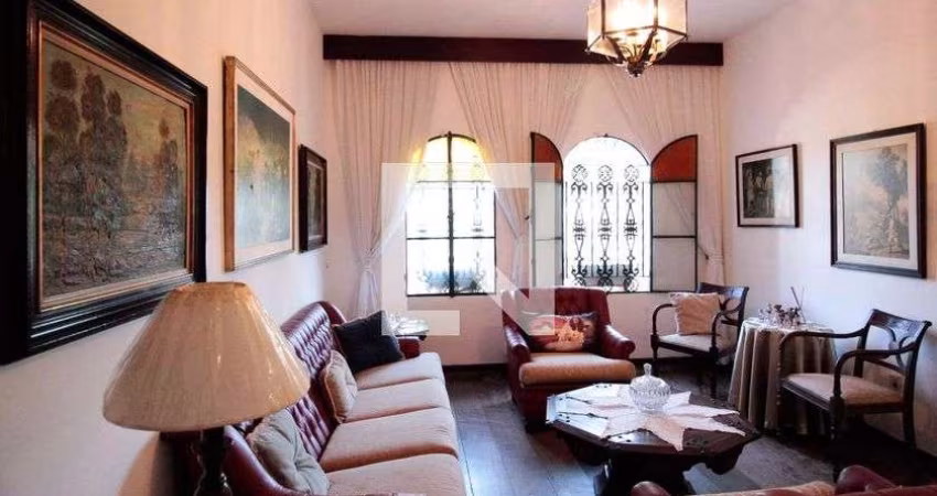 Casa à Venda - Sumaré, 3 Quartos,  284 m2