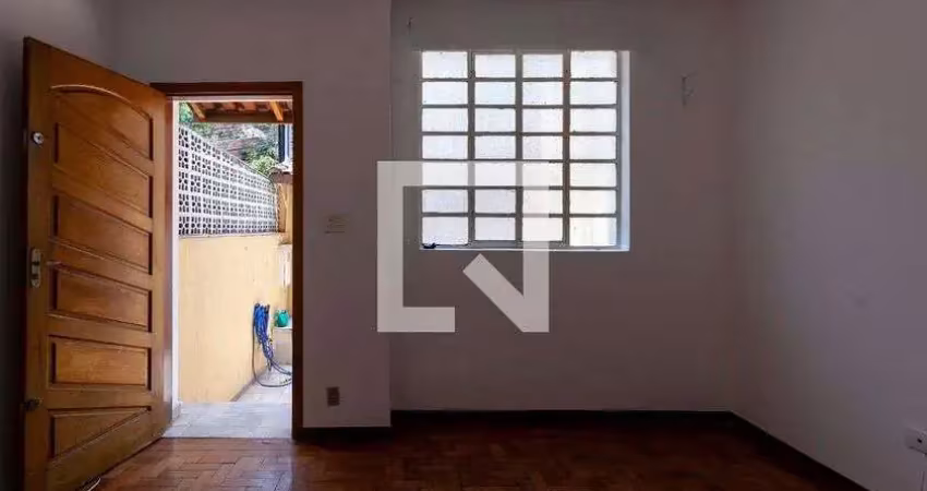 Casa à Venda - Vila Pompéia, 2 Quartos,  96 m2