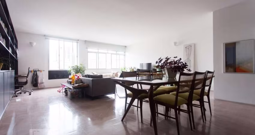 Apartamento à Venda - Jardim Paulista, 2 Quartos,  136 m2