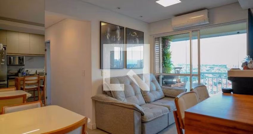 Apartamento à Venda - Bosque da Saúde, 2 Quartos,  50 m2