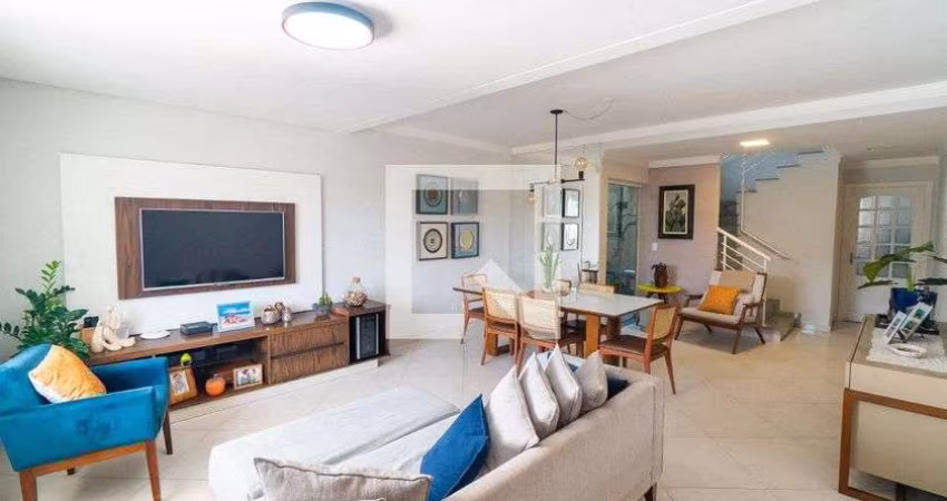 Casa à Venda - Saúde, 3 Quartos,  145 m2