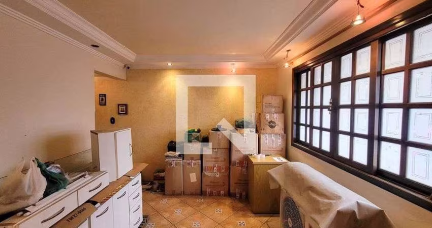 Casa à Venda - Bosque da Saúde, 2 Quartos,  50 m2