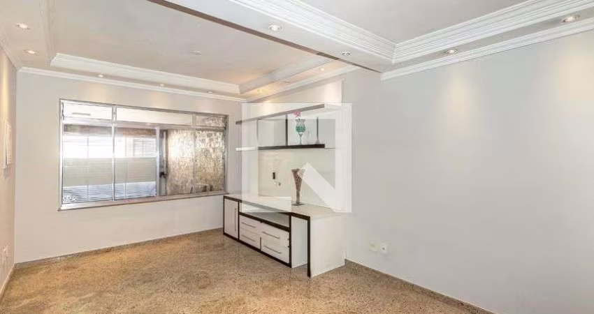 Casa à Venda - Vila Olímpia, 2 Quartos,  140 m2