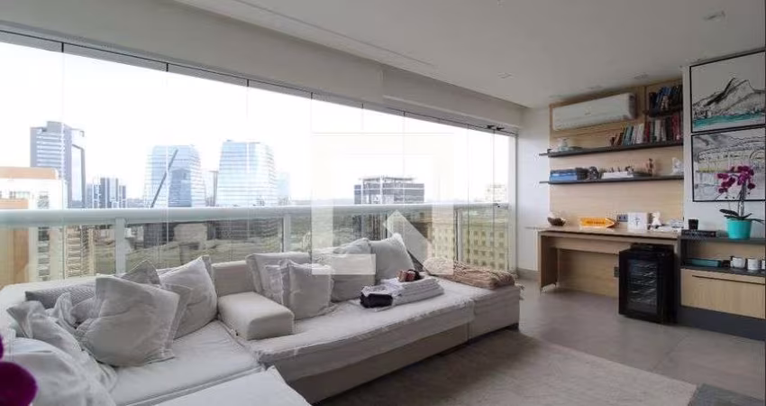 Apartamento à Venda - Vila Olímpia, 1 Quarto,  56 m2