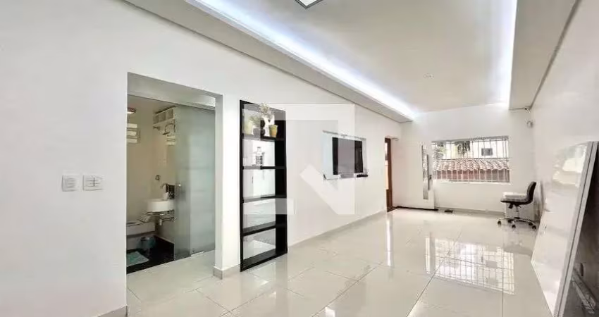 Casa à Venda - Saúde, 4 Quartos,  190 m2