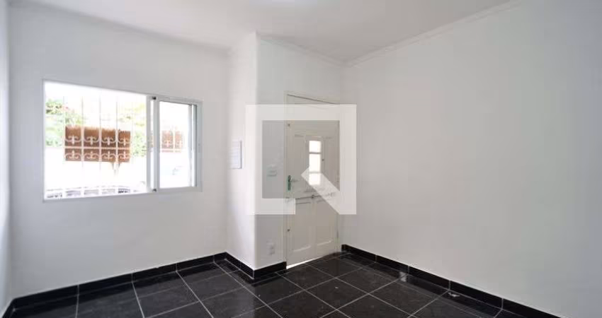 Casa à Venda - Chácara Inglesa, 2 Quartos,  80 m2