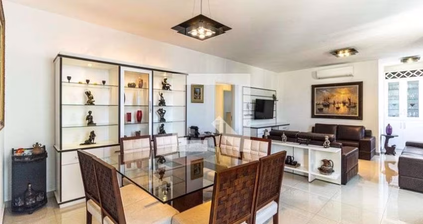Apartamento à Venda - Bela Vista, 4 Quartos,  200 m2