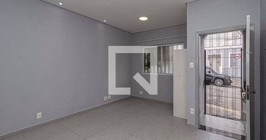 Casa à Venda - Bosque da Saúde, 2 Quartos,  86 m2