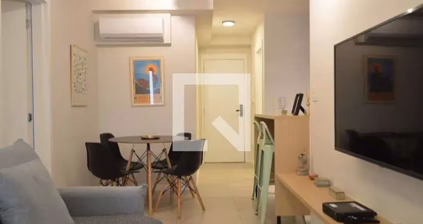 Apartamento à Venda - Vila Mariana, 1 Quarto,  45 m2