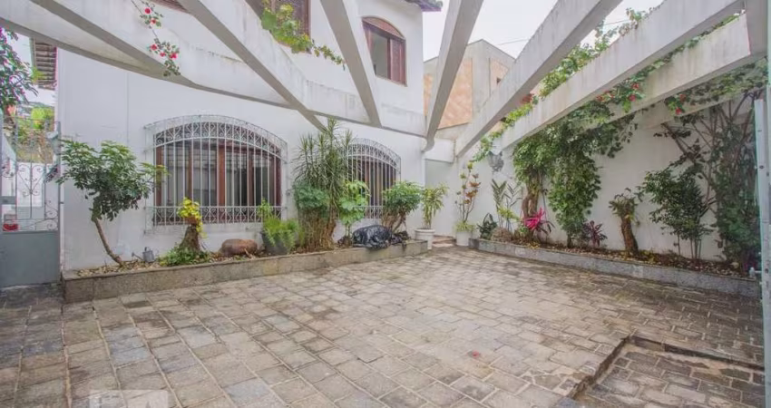 Casa à Venda - Campo Belo, 4 Quartos,  300 m2