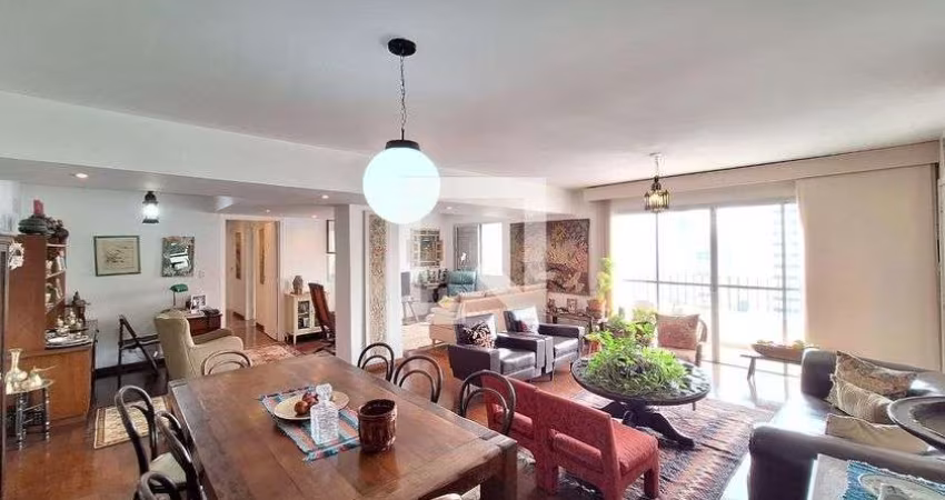 Apartamento à Venda - Vila Pompéia, 3 Quartos,  155 m2