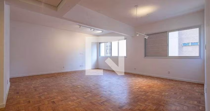 Apartamento à Venda - Jardim Paulista, 2 Quartos,  109 m2