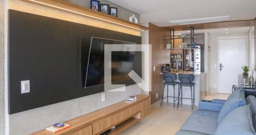 Apartamento à Venda - Vila Pompéia, 2 Quartos,  71 m2