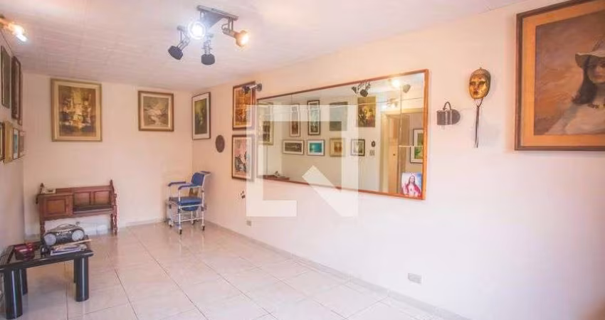 Casa à Venda - Chácara Inglesa, 3 Quartos,  120 m2