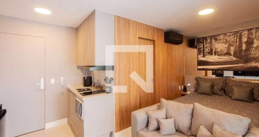Apartamento à Venda - Vila Nova Conceição, 1 Quarto,  30 m2