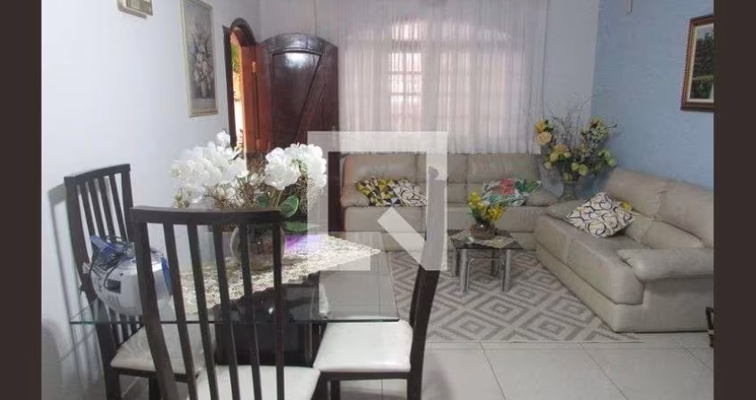 Casa à Venda - Água Branca, 3 Quartos,  181 m2