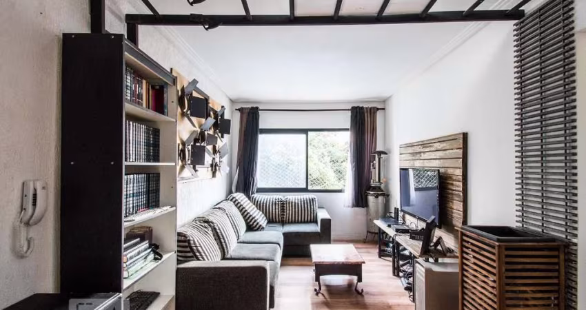 Apartamento à Venda - Aclimação, 3 Quartos,  70 m2