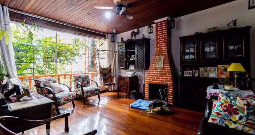 Casa à Venda - Jabaquara, 3 Quartos,  250 m2
