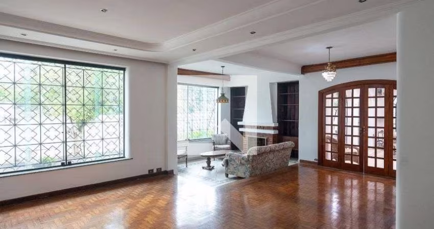 Casa à Venda - Bosque da Saúde, 3 Quartos,  285 m2