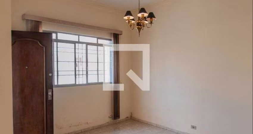Casa à Venda - Ipiranga, 2 Quartos,  200 m2