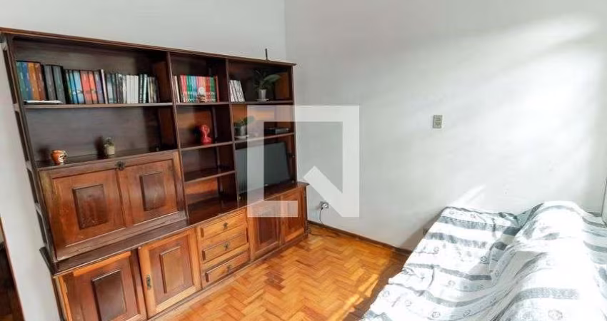 Casa à Venda - Portal do Morumbi, 4 Quartos,  150 m2