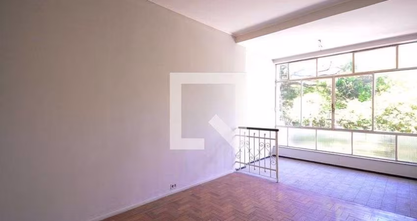 Casa à Venda - Aclimação, 2 Quartos,  100 m2