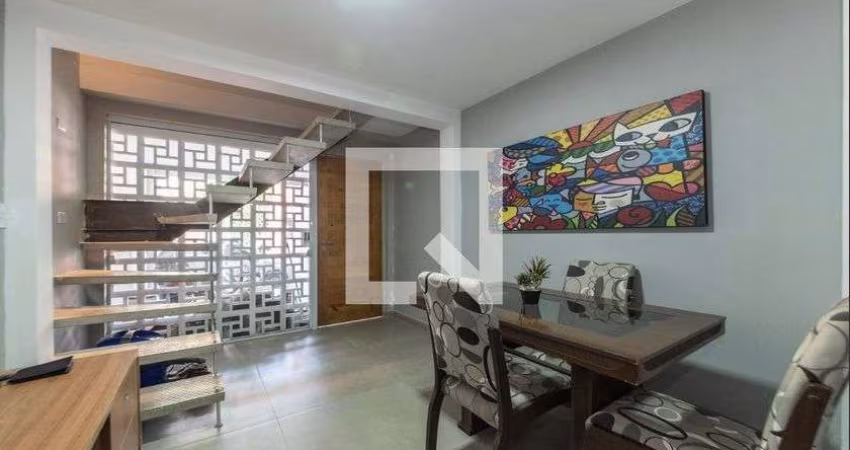 Casa à Venda - Bosque da Saúde, 2 Quartos,  117 m2