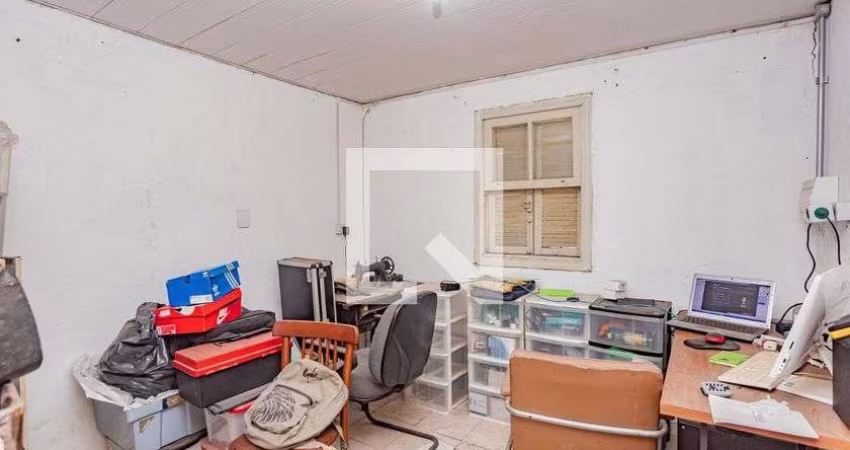 Casa à Venda - Bosque da Saúde, 1 Quarto,  425 m2