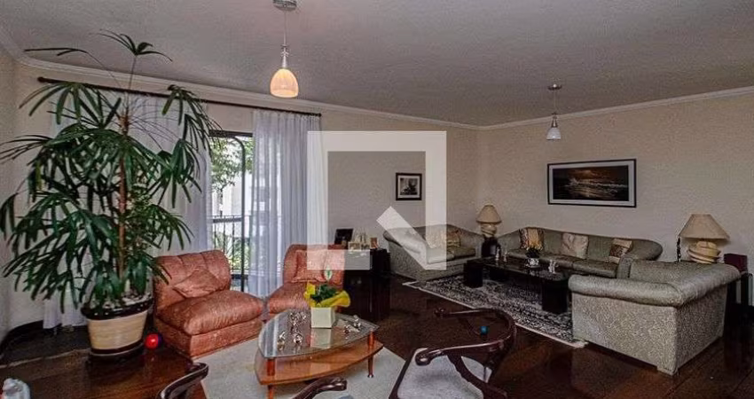 Apartamento à Venda - Aclimação, 3 Quartos,  196 m2