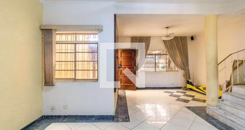 Casa à Venda - Jabaquara, 3 Quartos,  400 m2
